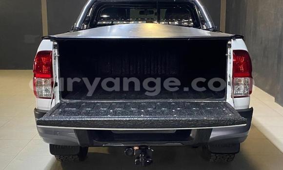 Acheter Occasion Voiture Toyota Hilux Blanc à Karasburg, Karas Acheter Occasion Voiture Toyota Hilux Blanc à Karasburg, Karas