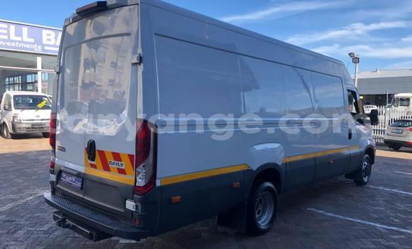 Buy Used IVECO Massif White Car in Windhoek in Namibia Buy Used IVECO Massif White Car in Windhoek in Namibia