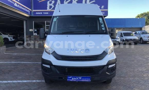 Buy Used IVECO Massif White Car in Windhoek in Namibia Buy Used IVECO Massif White Car in Windhoek in Namibia