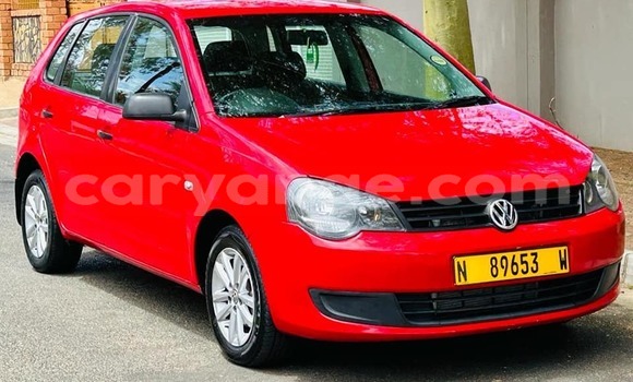 Acheter Occasion Voiture Volkswagen Polo Rouge à Import - Dubai, Namibie Acheter Occasion Voiture Volkswagen Polo Rouge à Import - Dubai, Namibie