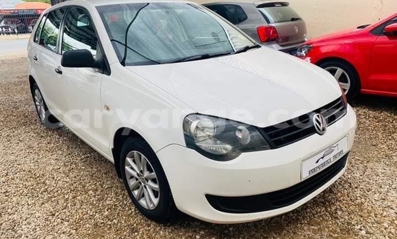 Acheter Occasion Voiture Toyota Corolla Blanc à Windhoek, Namibie Acheter Occasion Voiture Toyota Corolla Blanc à Windhoek, Namibie