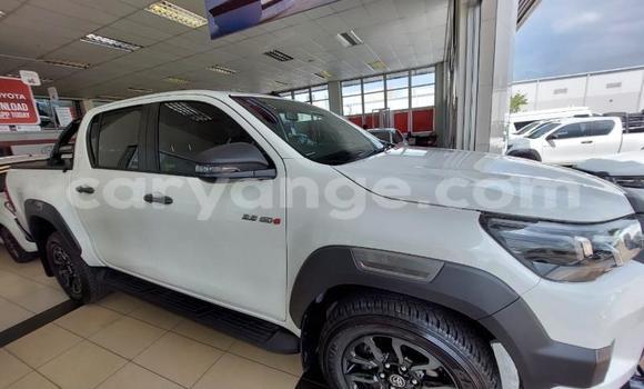 Acheter Occasion Voiture Toyota Hilux Blanc à Karasburg, Karas Acheter Occasion Voiture Toyota Hilux Blanc à Karasburg, Karas