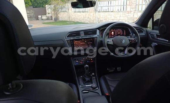 Acheter Occasion Voiture Volkswagen Tiguan Bleu à Karasburg, Karas Acheter Occasion Voiture Volkswagen Tiguan Bleu à Karasburg, Karas