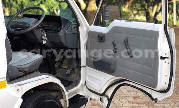 Buy Used Toyota Hi Ace White Car in Windhoek in Namibia Buy Used Toyota Hi Ace White Car in Windhoek in Namibia