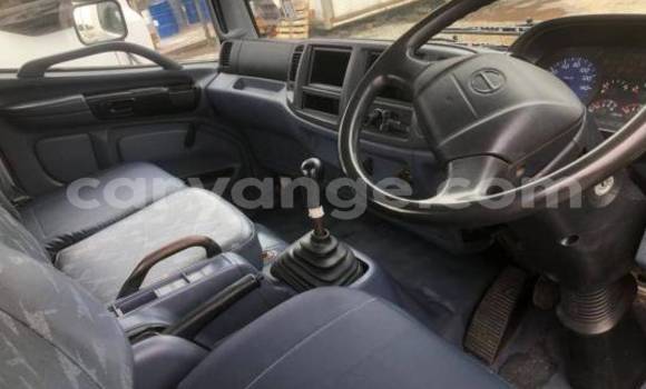 Buy Used Hino 300 Series White Truck in Windhoek in Namibia Buy Used Hino 300 Series White Truck in Windhoek in Namibia