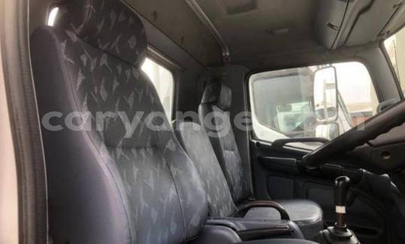 Buy Used Hino 300 Series White Truck in Windhoek in Namibia Buy Used Hino 300 Series White Truck in Windhoek in Namibia