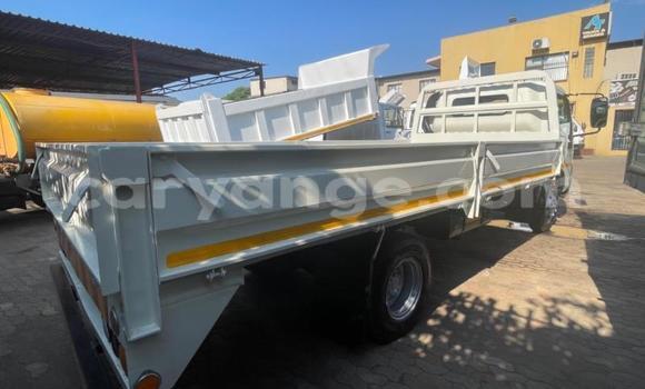Buy Used Hino 300 Series White Truck in Windhoek in Namibia Buy Used Hino 300 Series White Truck in Windhoek in Namibia