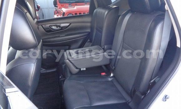 Buy Used Nissan X–Trail Silver Car in Windhoek in Namibia Buy Used Nissan X–Trail Silver Car in Windhoek in Namibia