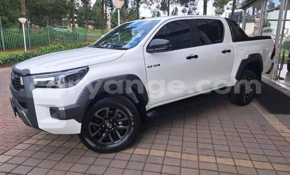 Buy Used Toyota Hilux White Car in Windhoek in Namibia