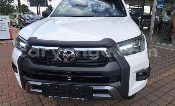 Buy Used Toyota Hilux White Car in Windhoek in Namibia Buy Used Toyota Hilux White Car in Windhoek in Namibia