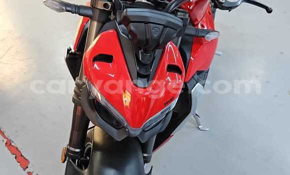 Buy Used Ducati Streetfighter Red Bike in Windhoek in Namibia Buy Used Ducati Streetfighter Red Bike in Windhoek in Namibia