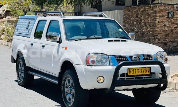 Buy Used Nissan NP 300 White Car in Grootfontein in Namibia Buy Used Nissan NP 300 White Car in Grootfontein in Namibia