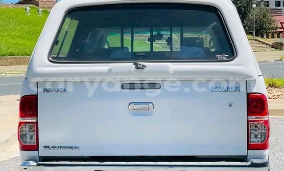 Buy Used Toyota Hilux White Car in Windhoek in Namibia Buy Used Toyota Hilux White Car in Windhoek in Namibia