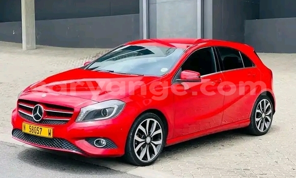 Acheter Occasion Voiture Mercedes-Benz A-klasse Rouge à Windhoek, Namibie Acheter Occasion Voiture Mercedes-Benz A-klasse Rouge à Windhoek, Namibie