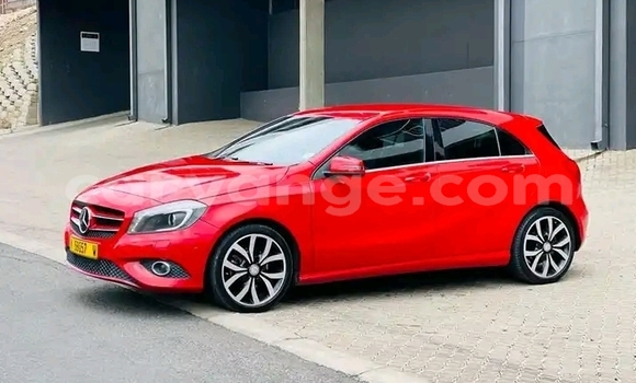 Acheter Occasion Voiture Mercedes-Benz A-klasse Rouge à Windhoek, Namibie Acheter Occasion Voiture Mercedes-Benz A-klasse Rouge à Windhoek, Namibie