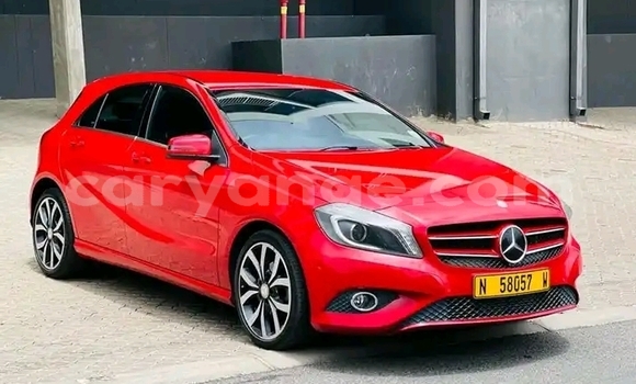 Acheter Occasion Voiture Mercedes-Benz A-klasse Rouge à Windhoek, Namibie Acheter Occasion Voiture Mercedes-Benz A-klasse Rouge à Windhoek, Namibie