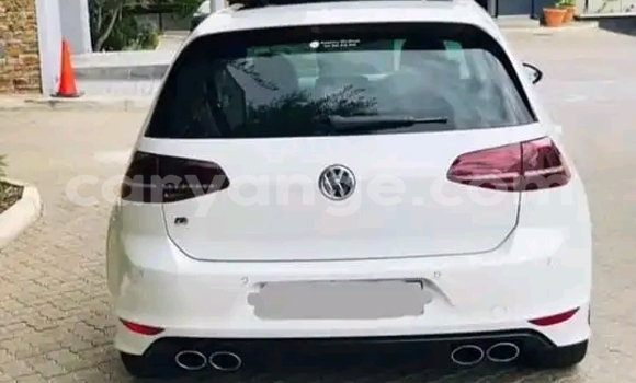 Acheter Occasion Voiture Volkswagen Golf Blanc à Windhoek, Namibie Acheter Occasion Voiture Volkswagen Golf Blanc à Windhoek, Namibie