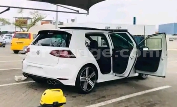 Acheter Occasion Voiture Volkswagen Golf Blanc à Windhoek, Namibie Acheter Occasion Voiture Volkswagen Golf Blanc à Windhoek, Namibie