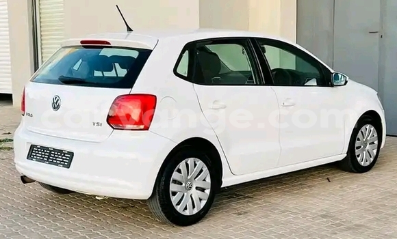 Acheter Occasion Voiture Volkswagen Polo Blanc à Windhoek, Namibie Acheter Occasion Voiture Volkswagen Polo Blanc à Windhoek, Namibie