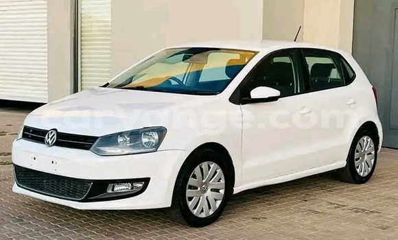 Acheter Occasion Voiture Volkswagen Polo Blanc à Windhoek, Namibie Acheter Occasion Voiture Volkswagen Polo Blanc à Windhoek, Namibie