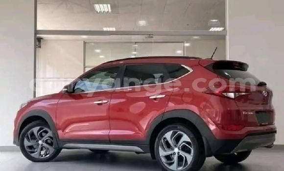 Acheter Occasion Voiture Hyundai Tucson Rouge à Gobabis, Omaheke Acheter Occasion Voiture Hyundai Tucson Rouge à Gobabis, Omaheke