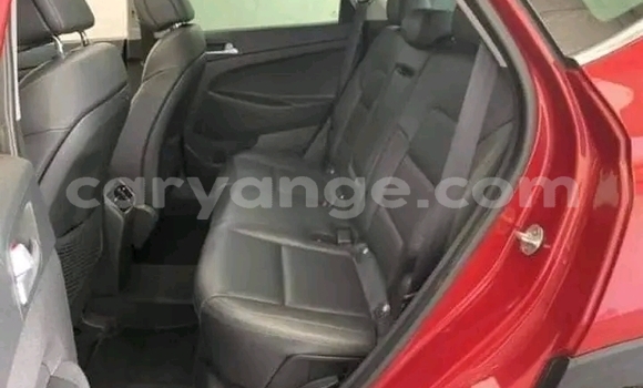 Acheter Occasion Voiture Hyundai Tucson Rouge à Gobabis, Omaheke Acheter Occasion Voiture Hyundai Tucson Rouge à Gobabis, Omaheke