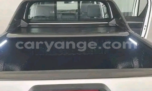 Acheter Occasion Voiture Toyota Hilux Blanc à Gobabis, Omaheke Acheter Occasion Voiture Toyota Hilux Blanc à Gobabis, Omaheke