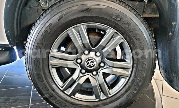 Buy Used Toyota Hilux White Car in Gobabis in Omaheke Buy Used Toyota Hilux White Car in Gobabis in Omaheke