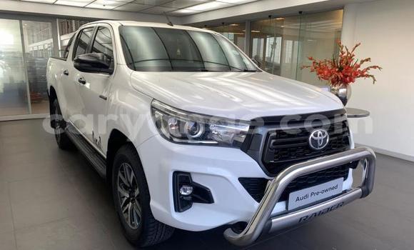 Acheter Occasion Voiture Toyota Hilux Blanc à Gobabis, Omaheke Acheter Occasion Voiture Toyota Hilux Blanc à Gobabis, Omaheke