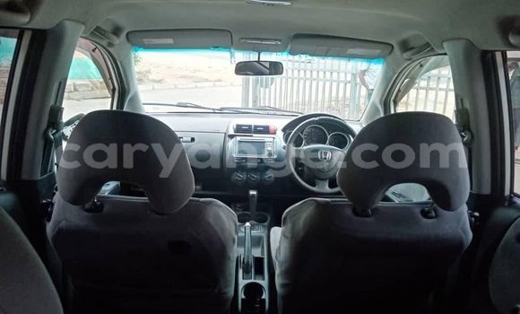 Acheter Occasion Voiture Honda FIT Blanc à Grootfontein, Namibie Acheter Occasion Voiture Honda FIT Blanc à Grootfontein, Namibie