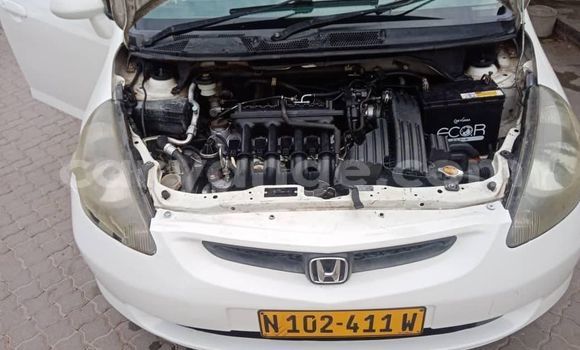 Acheter Occasion Voiture Honda FIT Blanc à Grootfontein, Namibie Acheter Occasion Voiture Honda FIT Blanc à Grootfontein, Namibie