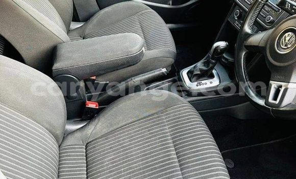 Acheter Occasion Voiture Volkswagen Polo Noir à Grootfontein, Namibie Acheter Occasion Voiture Volkswagen Polo Noir à Grootfontein, Namibie