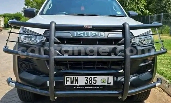 Acheter Occasion Voiture Isuzu D–MAX Autre à Windhoek, Namibie Acheter Occasion Voiture Isuzu D–MAX Autre à Windhoek, Namibie