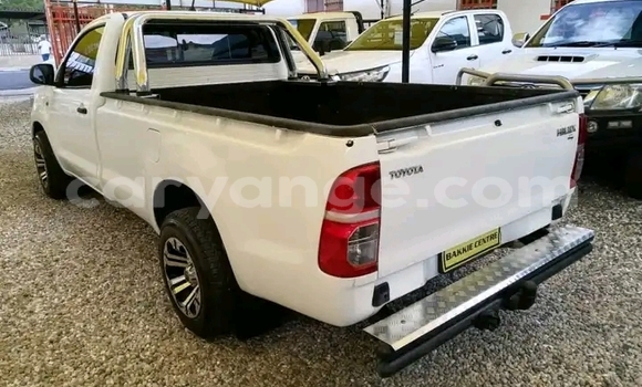 Buy Used Toyota Hilux White Car in Windhoek in Namibia Buy Used Toyota Hilux White Car in Windhoek in Namibia