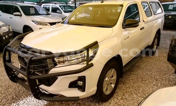 Buy Used Toyota Hilux White Car in Windhoek in Namibia Buy Used Toyota Hilux White Car in Windhoek in Namibia