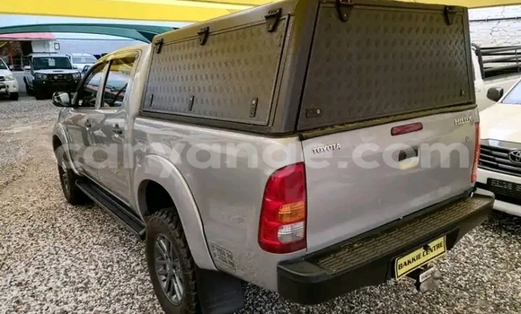 Buy Used Toyota Hilux Silver Car in Windhoek in Namibia