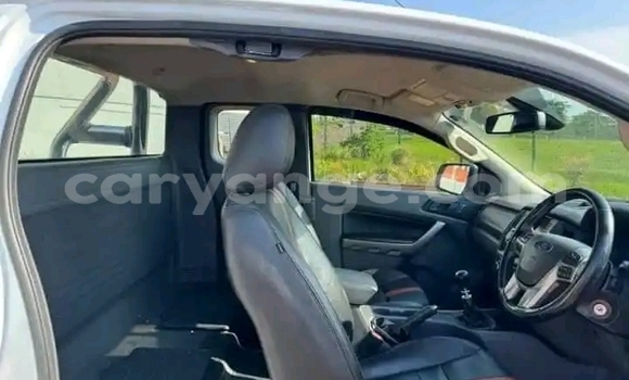 Acheter Occasion Voiture Ford Ranger Blanc à Windhoek, Namibie Acheter Occasion Voiture Ford Ranger Blanc à Windhoek, Namibie