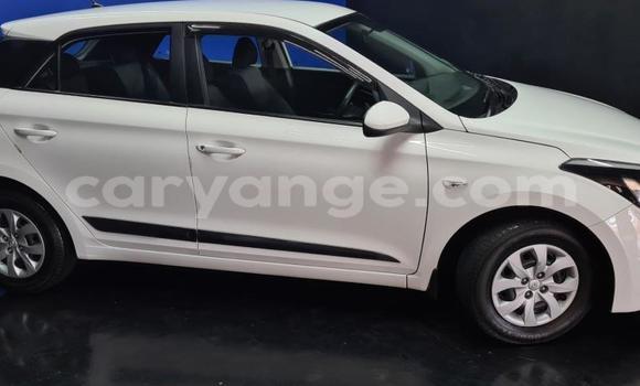 Buy Used Hyundai I20 White Car in Gobabis in Omaheke Buy Used Hyundai I20 White Car in Gobabis in Omaheke