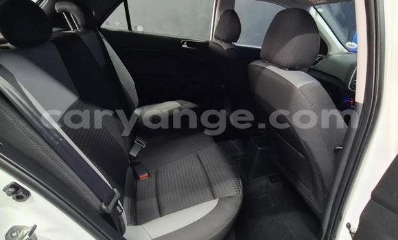 Buy Used Hyundai I20 White Car in Gobabis in Omaheke Buy Used Hyundai I20 White Car in Gobabis in Omaheke