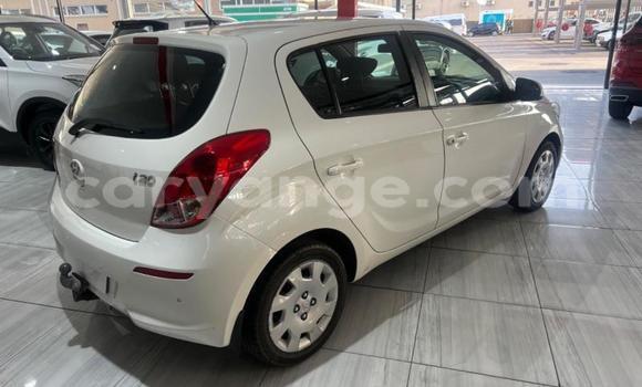 Buy Used Hyundai I20 White Car in Gobabis in Omaheke Buy Used Hyundai I20 White Car in Gobabis in Omaheke