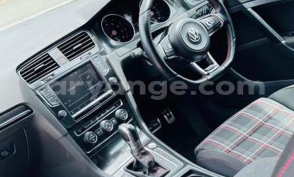 Acheter Occasion Voiture Volkswagen Golf Blanc à Henties Bay, Erongo Acheter Occasion Voiture Volkswagen Golf Blanc à Henties Bay, Erongo