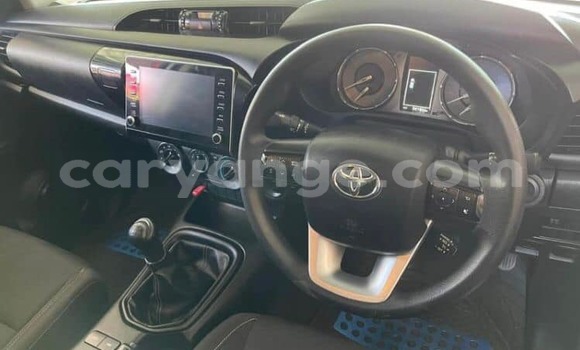 Acheter Occasion Voiture Toyota Hilux Blanc à Gobabis, Omaheke Acheter Occasion Voiture Toyota Hilux Blanc à Gobabis, Omaheke