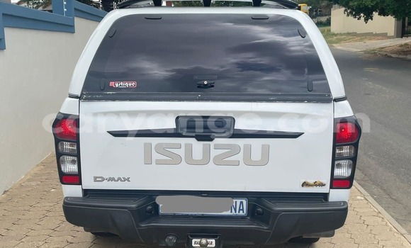 Acheter Occasion Voiture Isuzu D–MAX Blanc à Grootfontein, Namibie Acheter Occasion Voiture Isuzu D–MAX Blanc à Grootfontein, Namibie