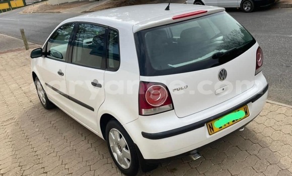 Acheter Occasion Voiture Volkswagen Polo Blanc à Grootfontein, Namibie Acheter Occasion Voiture Volkswagen Polo Blanc à Grootfontein, Namibie