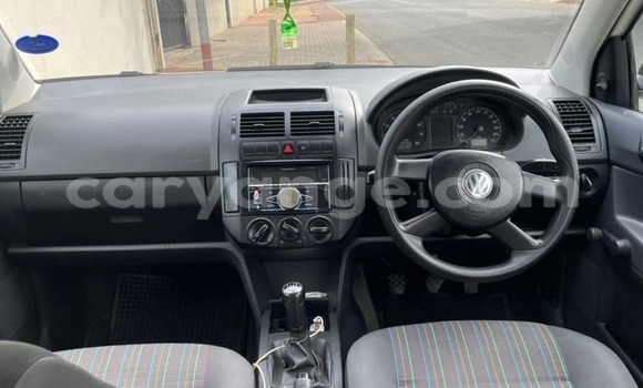 Acheter Occasion Voiture Volkswagen Polo Blanc à Grootfontein, Namibie Acheter Occasion Voiture Volkswagen Polo Blanc à Grootfontein, Namibie