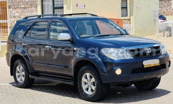 Acheter Occasion Voiture Toyota Fortuner Noir à Henties Bay, Erongo