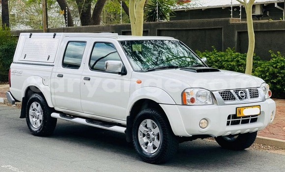 Buy Used Nissan Hardbody White Car in Gobabis in Omaheke Buy Used Nissan Hardbody White Car in Gobabis in Omaheke