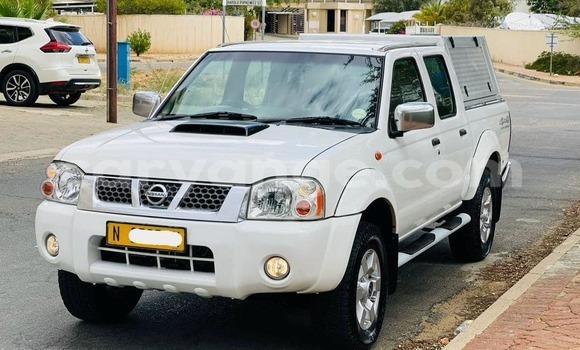 Acheter Occasion Voiture Nissan Hardbody Blanc à Gobabis, Omaheke Acheter Occasion Voiture Nissan Hardbody Blanc à Gobabis, Omaheke