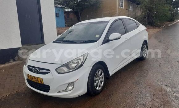 Buy Used Hyundai Accent White Car in Gobabis in Omaheke