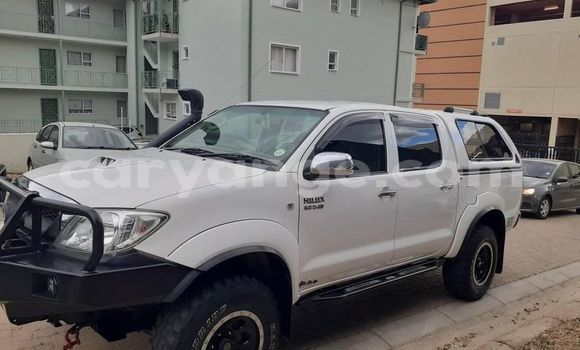Acheter Occasion Voiture Toyota Hilux Blanc à Henties Bay, Erongo Acheter Occasion Voiture Toyota Hilux Blanc à Henties Bay, Erongo